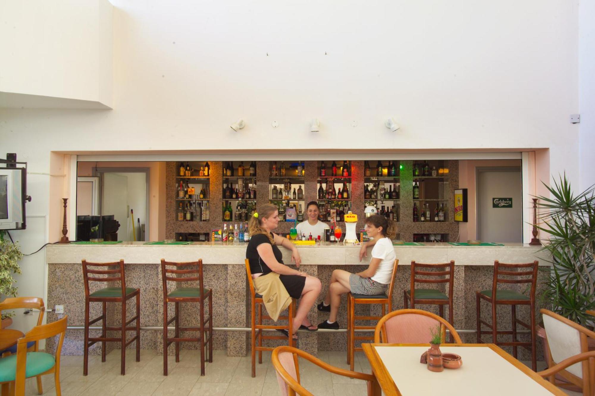 Pola Costa Beach Hotel Apts - Adults Only Protaras Luaran gambar